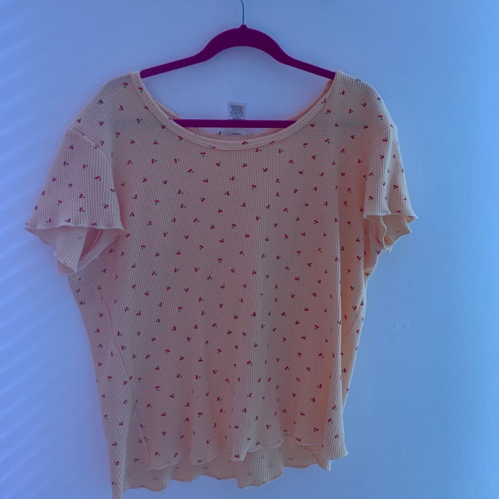 Tillys Cherry Top
